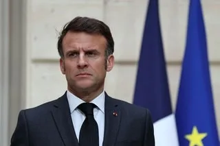 VIOLENCES DU 17 OCTOBRE : DÉBORDEMENTS, RÉPONSES JUDICIAIRES… CE QU’IL FAUT RETENIR DE L’ALLOCUTION D’EMMANUEL MACRON