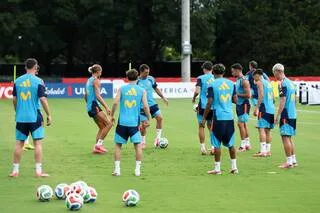 COUPE DU MONDE. « POSSIBLE FORMATION D’UNE TORNADE » : L’ENTRAINEMENT DE L’ESPAGNE INTERROMPU À CAUSE D’UN ORAGE