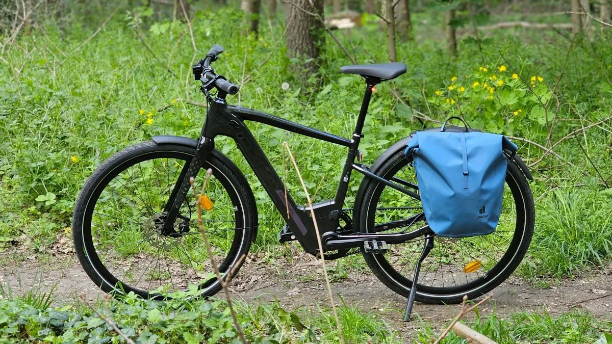 INTERSPORT CASSE LE PRIX DE SON RÉCENT VÉLO ÉLECTRIQUE PREMIUM : 300 € DE REMISE SUR LE NAKAMURA CROSSLITE