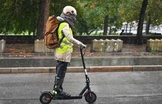 TROTTINETTES ÉLECTRIQUES, GYROPODES, HOVERBOARDS : LES USAGERS ENCORE MAL ASSURÉS