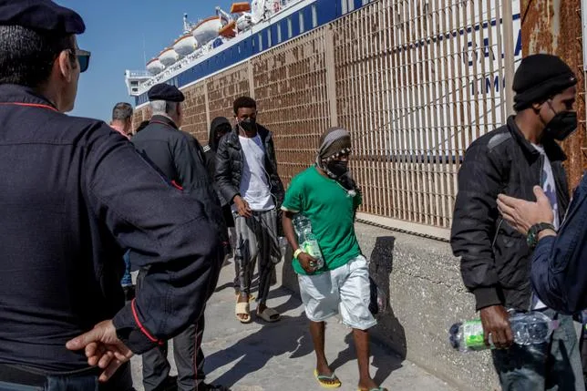 MIGRANTS, ANTHROPIC, DANEMARK, MORT D’ARESKI, ROLAND-GARROS : LES INFORMATIONS DE LA NUIT