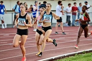 ATHLÉTISME. « J’AI CRU QUE J’ALLAIS GAGNER » : JULIA DAVID-SMITH A CONFIRMÉ CHEZ LES GRANDES