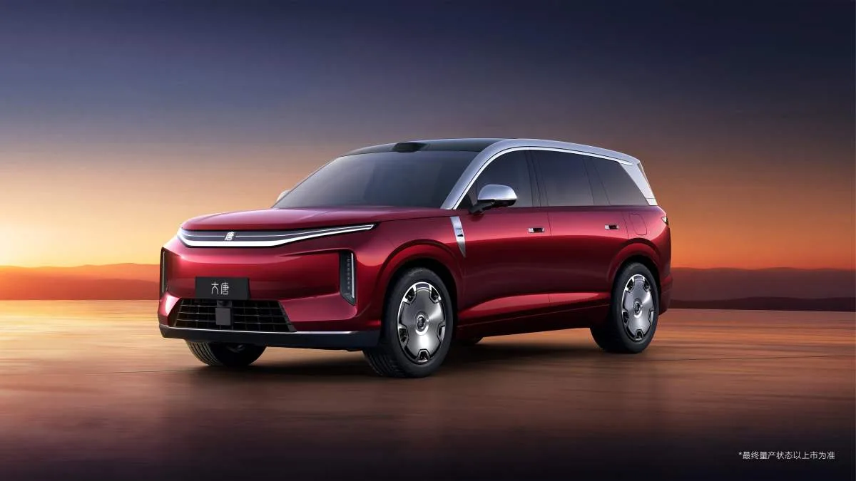800 KM D’AUTONOMIE ET RECHARGE EN 5 MINUTES POUR MOINS DE 31 000 € : BYD FAIT FORT AVEC SON NOUVEAU SUV ÉLECTRIQUE 7 PLACES