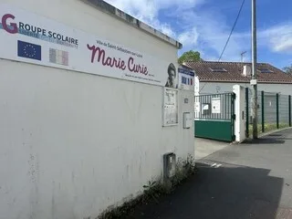APRÈS UN SIGNALEMENT, UN ANIMATEUR PÉRISCOLAIRE SUSPENDU DANS UNE COMMUNE AU SUD DE NANTES