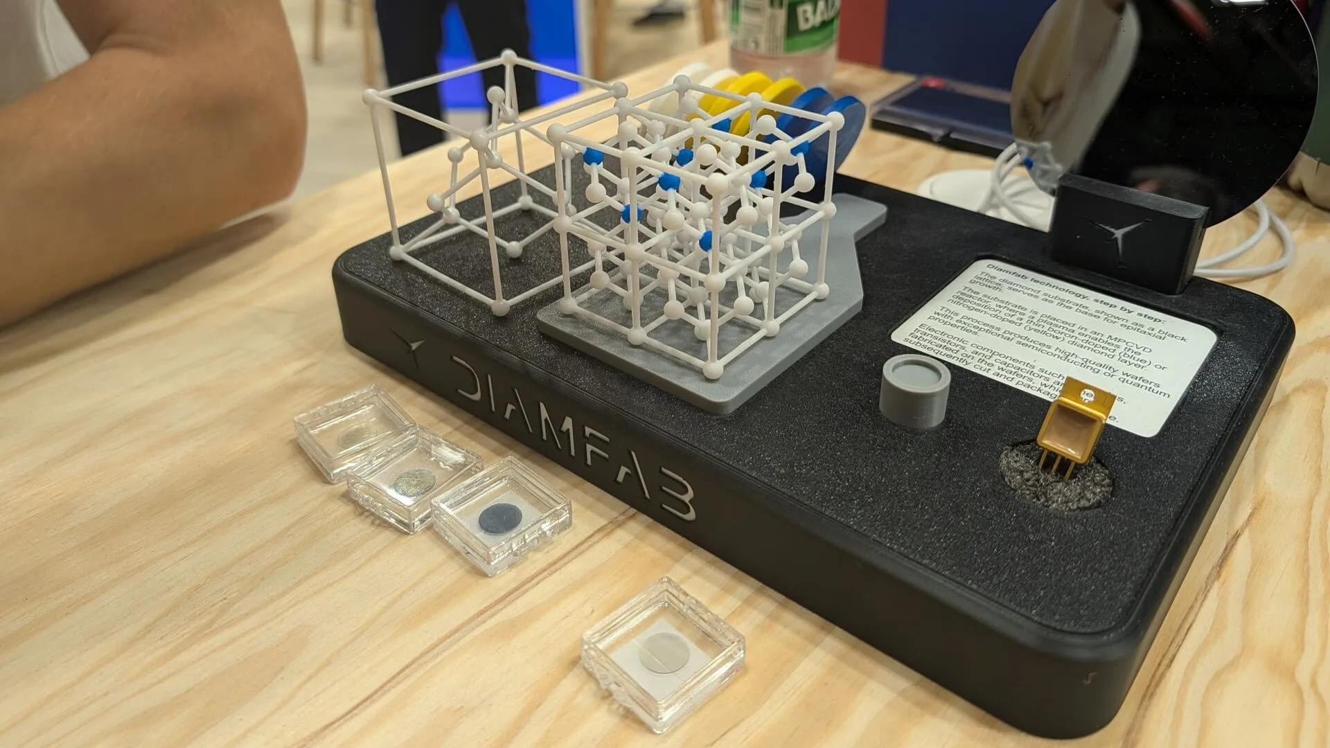 LA START-UP FRANÇAISE DIAMFAB VEUT REMPLACER LE CARBURE DE SILICIUM PAR DU DIAMANT SYNTHÉTIQUE, ET C’EST PROMETTEUR (INTERVIEW)