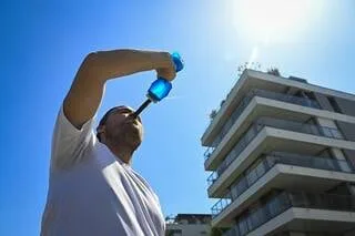 CANICULE : ENTRE FORTES CHALEURS ET ORAGES, À QUOI FAUT-IL S’ATTENDRE DANS LES PROCHAINS JOURS ?