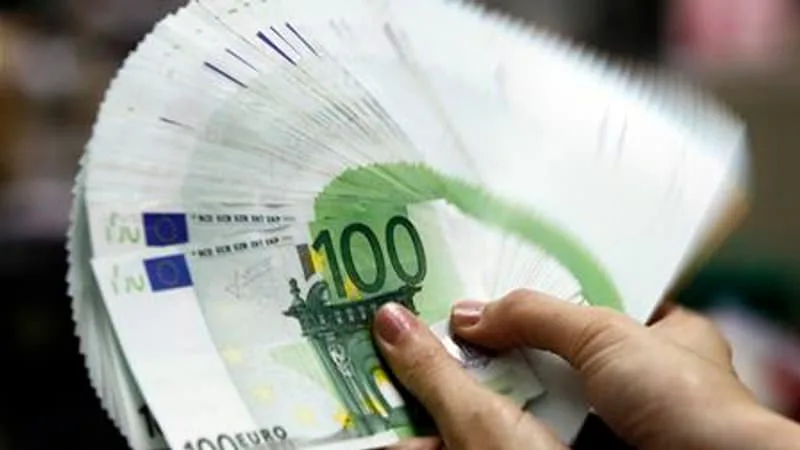 ÉDITO. 40 ANS POUR ATTEINDRE 1.000 MILLIARDS D’EUROS DE DETTE, 10 ANS POUR LES 2.000, 3 ANS POUR LES 4.000… COMME POUR LE RÉCHAUFFEMENT, JUSQU’OÙ IRA LE DÉNI FRANÇAIS?