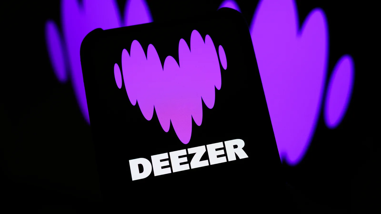 DEEZER : PLUS DE LA MOITIÉ DES TITRES SOUMIS CHAQUE JOUR SONT GÉNÉRÉS PAR IA