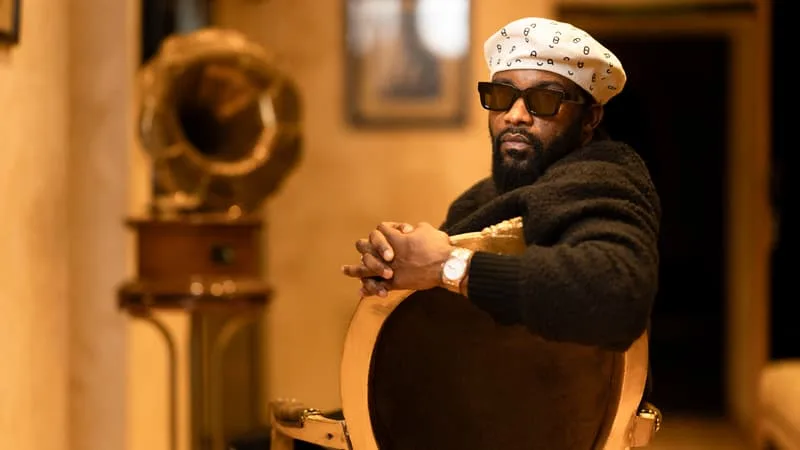LE CHANTEUR CONGOLAIS FALLY IPUPA ANNULE SA VENUE À SAINT-DENIS, CRAIGNANT UNE RÉCUPÉRATION POLITIQUE