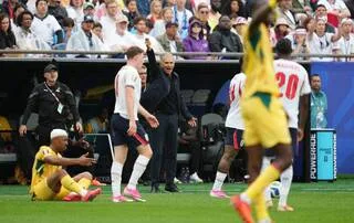 COUPE DU MONDE. « LE VAR ÉTAIT EN VACANCES » : LE SÉLECTIONNEUR DU GHANA FURIEUX APRÈS LE NUL CONTRE L’ANGLETERRE