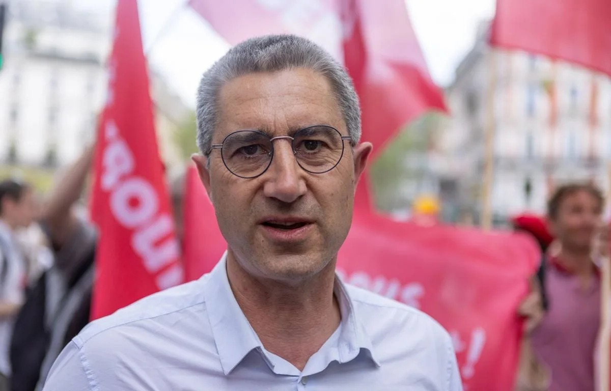 PRÉSIDENTIELLE 2027 : « IL Y A MÉLENCHON ET IL Y A MOI… » FRANÇOIS RUFFIN SERA BIEN CANDIDAT SI LA PRIMAIRE ÉCHOUE