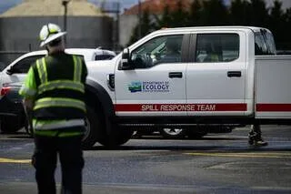 ACCIDENT CHIMIQUE DANS UNE USINE AMÉRICAINE : LES CORPS DES DISPARUS RETROUVÉS ET LE BILAN PORTÉ À ONZE MORTS