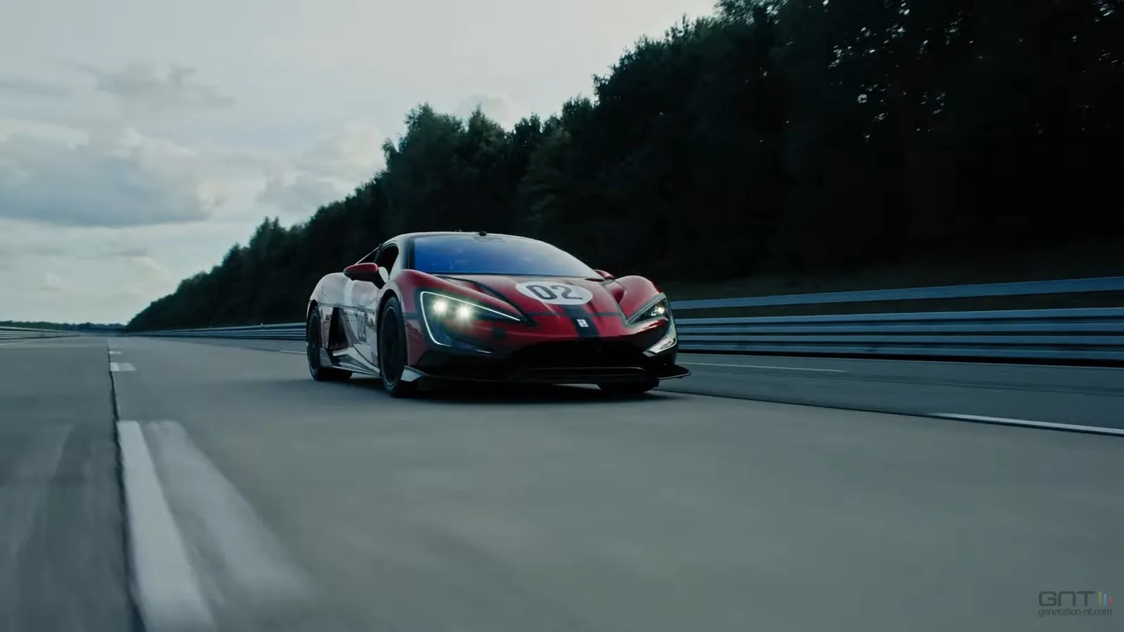 BYD VEND SA SUPERCAR ÉLECTRIQUE YANGWANG U9 XTREME POUR UN PRIX RECORD DE 2,7 MILLIONS DE DOLLARS