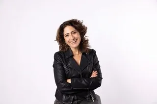 « JOIE ET FIERTÉ » : ISABELLE SAPORTA QUITTE RTL ET REJOINT LA MATINALE DE BRUCE TOUSSAINT SUR TF1