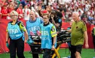 COUPE DU MONDE. QU’EST-CE QUE LE SIFFLET VERT PORTÉ À LA BOUCHE D’ISMAËL KONÉ APRÈS SA GRAVE BLESSURE AVEC LE CANADA ?