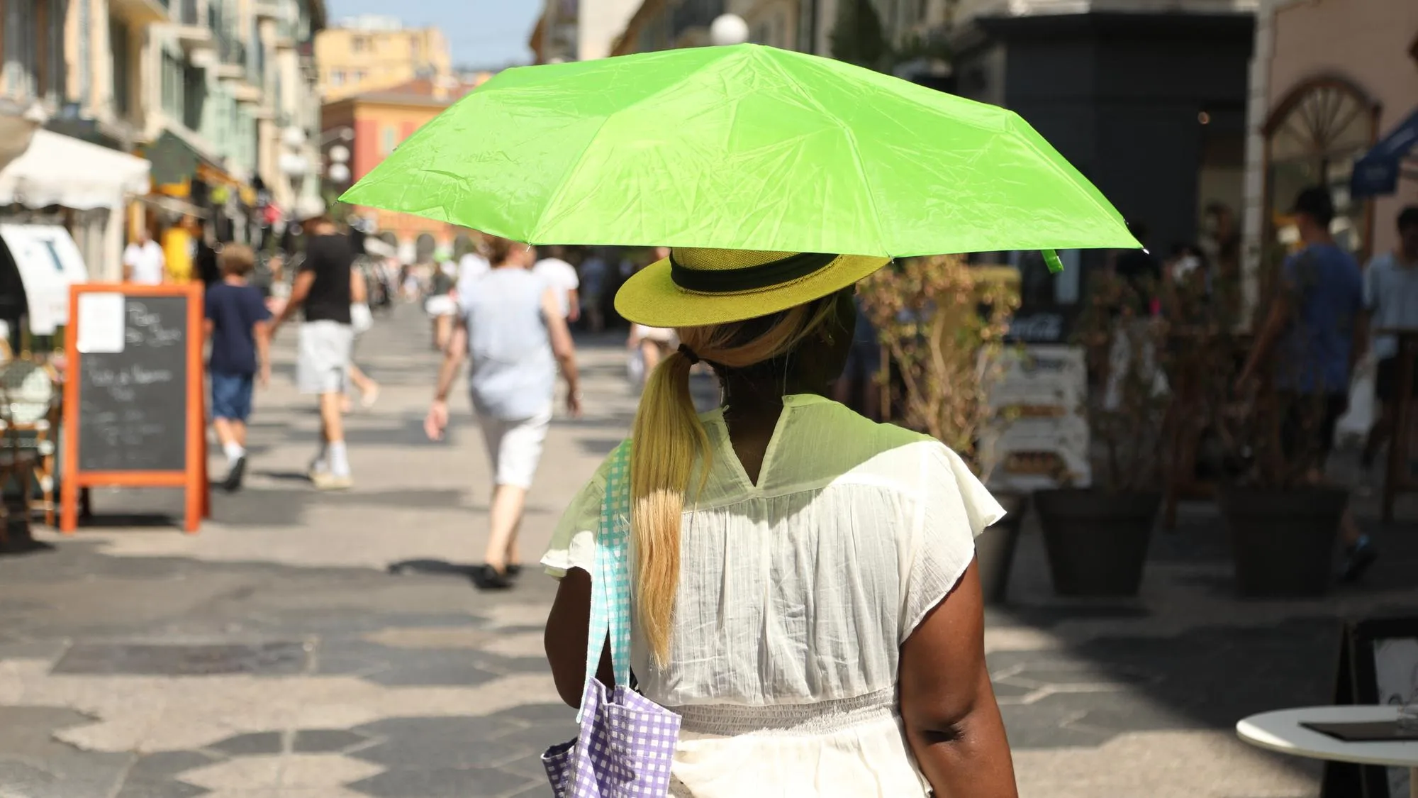 MÉTÉO : UNE 4E VAGUE DE CHALEUR DÉBUTE, JUSQU’À 41 °C DEGRÉS ATTENDUS LOCALEMENT CETTE SEMAINE