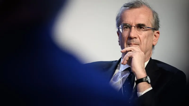 UNE HAUSSE DES TAUX DE PLUS EN PLUS PROBABLE EN JUIN: FACE AU RETOUR DE L’INFLATION, LE GOUVERNEUR DE LA BANQUE DE FRANCE ASSURE QUE LA BCE « N’HÉSITERA PAS À AGIR »