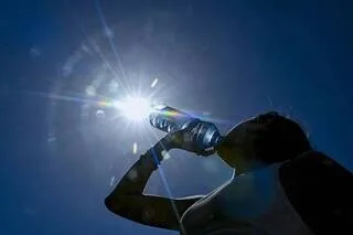 ÉDITORIAL. LA CANICULE MET L’URGENCE CLIMATIQUE AU CŒUR DE LA PRÉSIDENTIELLE… JUSQU’À LA BAISSE DU THERMOMÈTRE ?