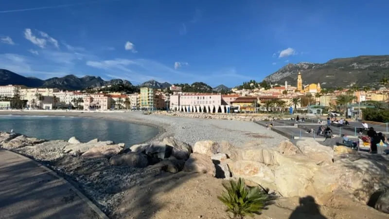 UNE OPÉRATION DE DÉMINAGE ORDONNÉE À NICE À CAUSE DE LA PRÉSENCE D’UNE VALISE ABANDONNÉE