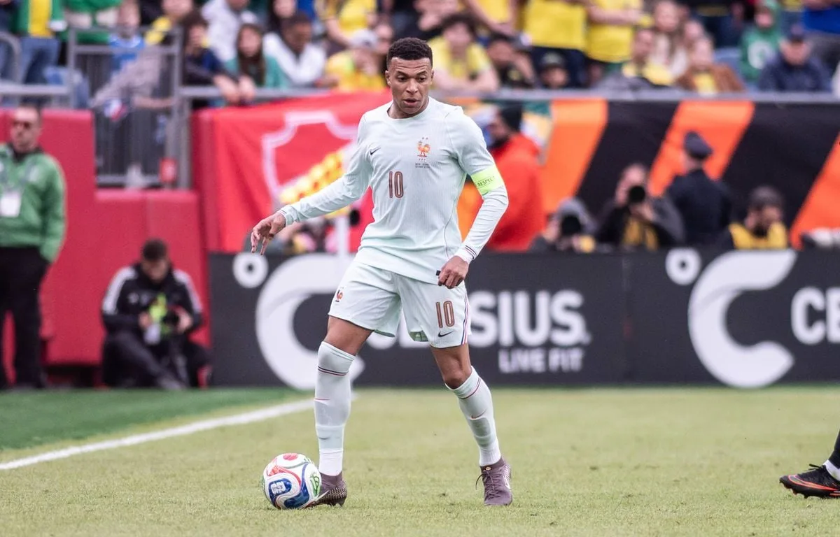 COUPE DU MONDE 2026 : POURQUOI VOUS VERREZ DES COUPURES PUBLICITAIRES… PENDANT LES MATCHS
