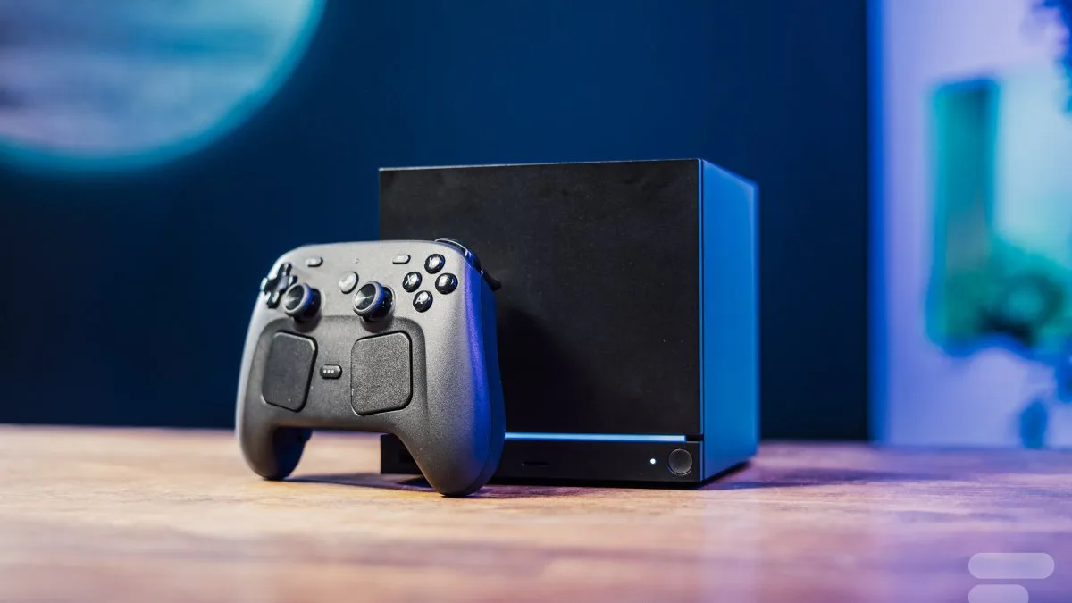 TEST DE LA STEAM MACHINE : UNE ADORABLE PETITE CONSOLE PLOMBÉE PAR SON PRIX