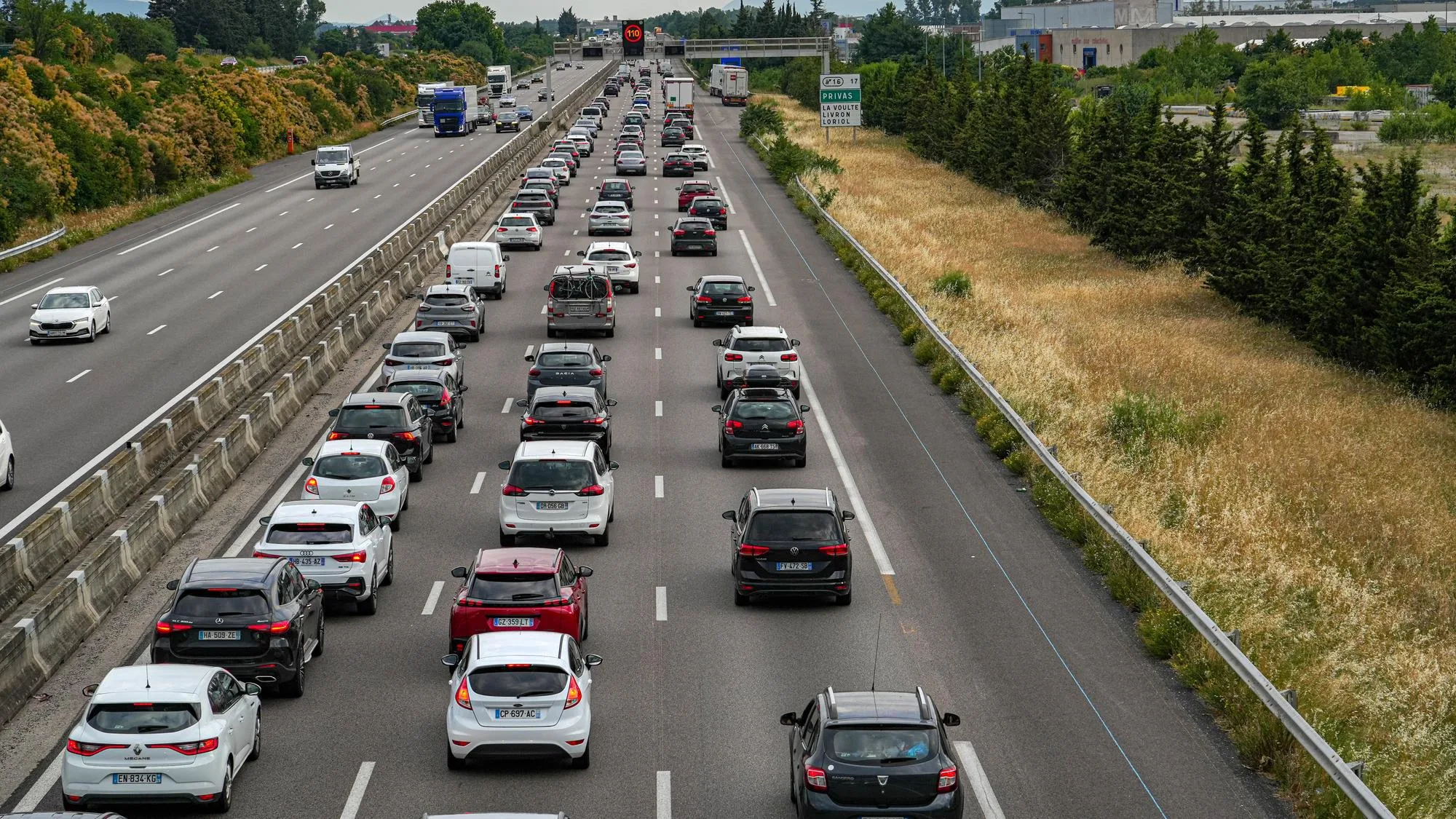 WEEK-END PROLONGÉ DU 8 MAI : BISON FUTÉ DONNE SES CONSEILS POUR ÉVITER LES BOUCHONS SUR LES ROUTES