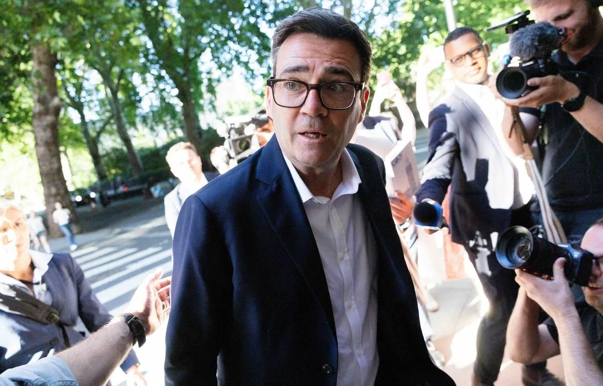 ANDY BURNHAM PREND OFFICIELLEMENT LA TÊTE DES TRAVAILLISTES BRITANNIQUES AVANT DE S’INSTALLER LUNDI À DOWNING STREET