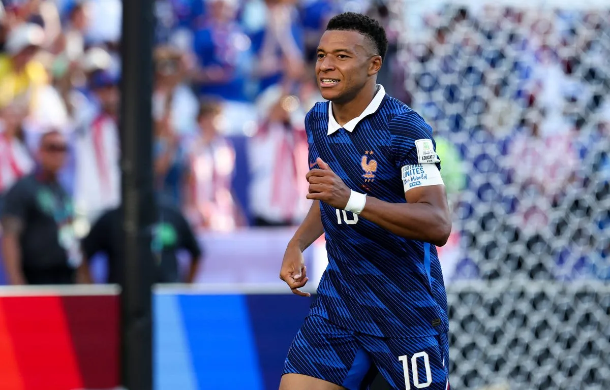 EN DIRECT FRANCE – ESPAGNE : MBAPPÉ ET LES BLEUS DÉFIENT LA ROJA DE YAMAL, SÛRE DE SA FORCE… SUIVEZ LA DEMI-FINALE DU MONDIAL AVEC NOUS DÈS 19 HEURES…