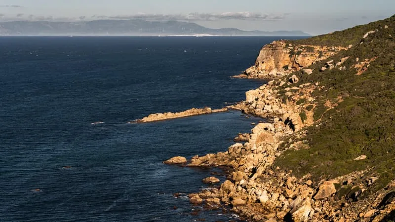 DEUX FRANÇAIS DISPARUS EN MER AU MAROC À BORD D’UN CATAMARAN, LES RECHERCHES SE POURSUIVENT