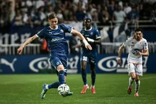 MERCATO. LE TROYEN MATHYS DETOURBET SIGNE À MANCHESTER CITY, MAIS DEVRAIT ÊTRE PRÊTÉ À MONACO