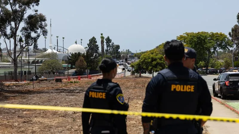 1,5 MILLION D’EUROS DE RÉCOLTÉ, PÈRE DE FAMILLE, « RÔLE DÉTERMINANT »… QUI ÉTAIT L’AGENT DE SÉCURITÉ TUÉ DANS LA FUSILLADE À SAN DIEGO ET QUALIFIÉ DE « HÉROS »?