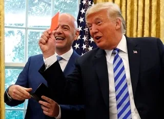 AFFAIRE BALOGUN. GIANNI INFANTINO SORT DU SILENCE ET TENTE DE JUSTIFIER L’ANNULATION POLÉMIQUE DU CARTON ROUGE