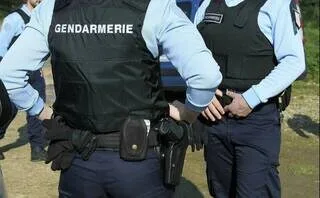 UN COUPLE DU LOT MIS EN EXAMEN ET INCARCÉRÉ APRÈS LA SAISIE DE FUSILS D’ASSAUT ET STUPÉFIANTS