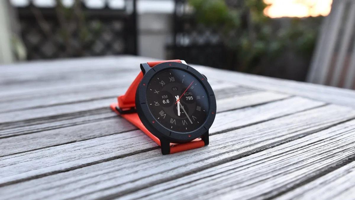 MOINS DE 300 EUROS POUR DÉFIER L’APPLE WATCH ? LE GROS PARI QUE NOTHING S’APPRÊTERAIT À PRENDRE