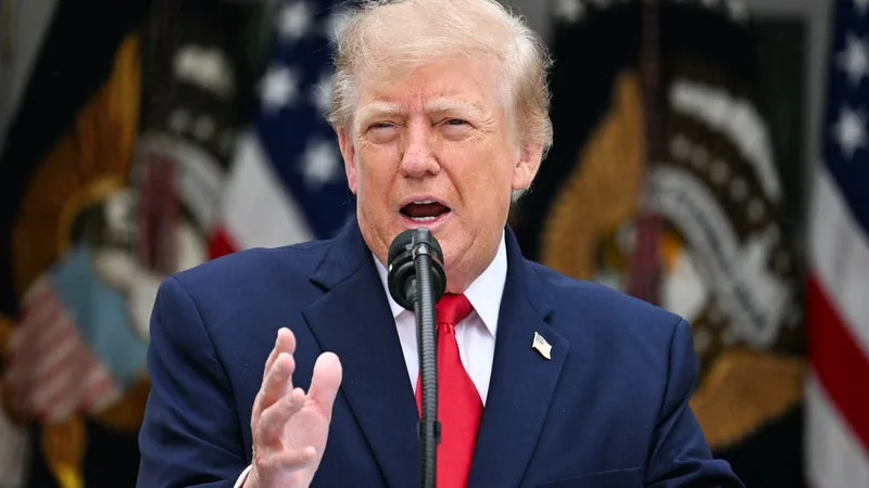 GUERRE EN UKRAINE: EN PLEINE CRISE AVEC KIEV, DONALD TRUMP EXEMPTE LA RUSSIE DE NOUVELLES SANCTIONS AU NOM DE « L’INTÉRÊT NATIONAL DES ÉTATS-UNIS »