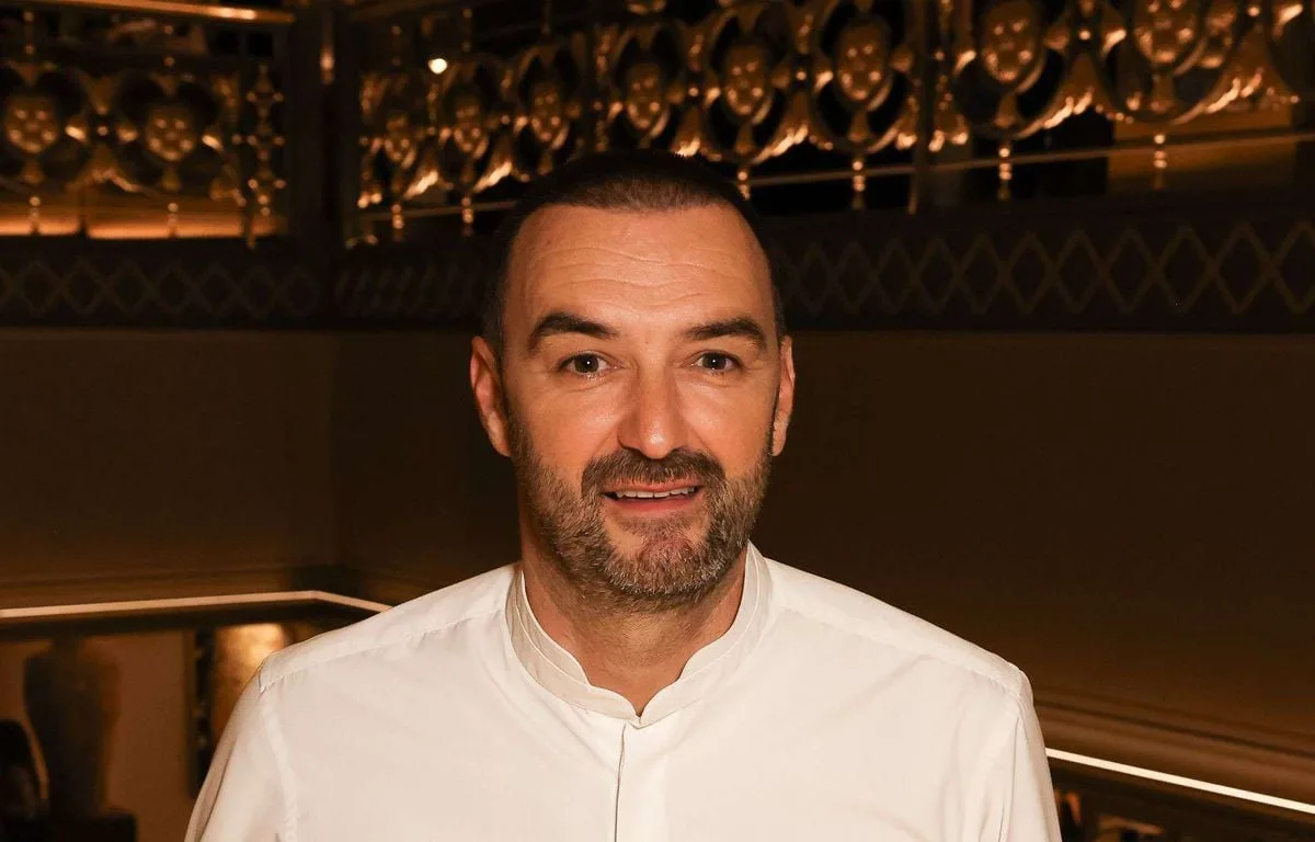 « RENDEZ-VOUS CHEZ CYRIL LIGNAC » : ON CONNAÎT LES PREMIERS INVITÉS DU NOUVEAU « TALK-SHOW CULINAIRE » DE M6
