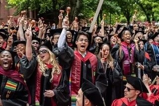 WASHINGTON DURCIT ENCORE SA POLITIQUE MIGRATOIRE, CIBLANT CETTE FOIS LES ÉTUDIANTS ET JOURNALISTES ÉTRANGERS