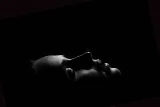 CETTE ÉPIDÉMIE DE SOMMEIL, OUBLIÉE DE TOUS, A FAIT 500 000 MORTS ET LES SCIENTIFIQUES NE SAVENT TOUJOURS PAS POURQUOI