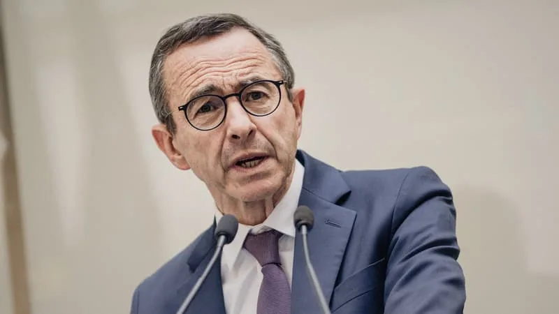 « SOIT ÇA PASSE, SOIT ÇA CASSE »: POURQUOI BRUNO RETAILLEAU JOUE TRÈS GROS LORS DE SON PREMIER MEETING POUR LA PRÉSIDENTIELLE 2027