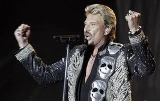 IL Y A 20 ANS, JOHNNY HALLYDAY ENFLAMMAIT LES VIEILLES CHARRUES : PARTAGEZ VOS SOUVENIRS