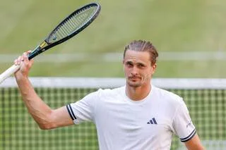 ATP 500 HALLE. À DOMICILE, ALEXANDER ZVEREV SE QUALIFIE POUR LES QUARTS DE FINALE ET DÉFIERA RAPHAËL COLLIGNON