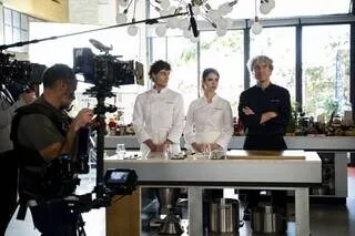 « ICI TOUT COMMENCE » : CINQ SECRETS DE TOURNAGE DU FEUILLETON DE TF1