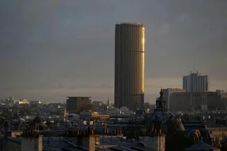 ABANDON DU PROJET POUR LA TOUR MONTPARNASSE : LE MAIRE DE PARIS EMMANUEL GRÉGOIRE HAUSSE LE TON