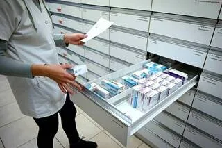 « UNE DIFFICULTÉ CROISSANTE À EXERCER DANS UN CADRE SEREIN » : LES PHARMACIENS ONT SIGNALÉ 468 AGRESSIONS EN 2025
