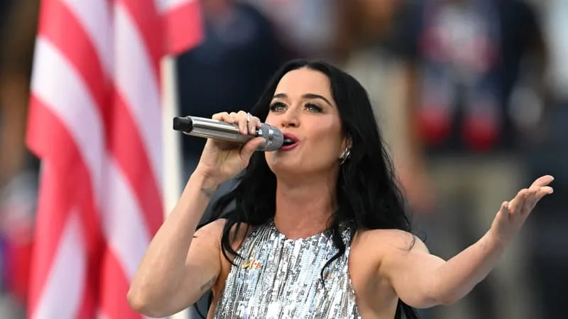 « MA MUSIQUE EST FAITE POUR RASSEMBLER LES GENS »: KATY PERRY DÉNONCE L’UTILISATION DE SON TITRE « FIREWORKS » DANS UNE VIDÉO DE LA MAISON BLANCHE SUR LA GUERRE EN IRAN