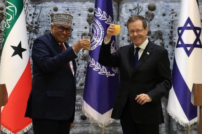 LA VISITE DU PRÉSIDENT DU SOMALILAND EN ISRAËL ILLUSTRE LEURS NOUVEAUX LIENS SÉCURITAIRES