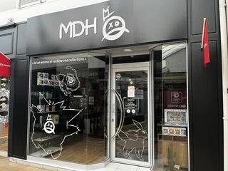 PRÈS DE 400 CARTES POKÉMON VOLÉES DANS UNE BOUTIQUE DU MANS, LE PRÉJUDICE ESTIMÉ À 30 000 €