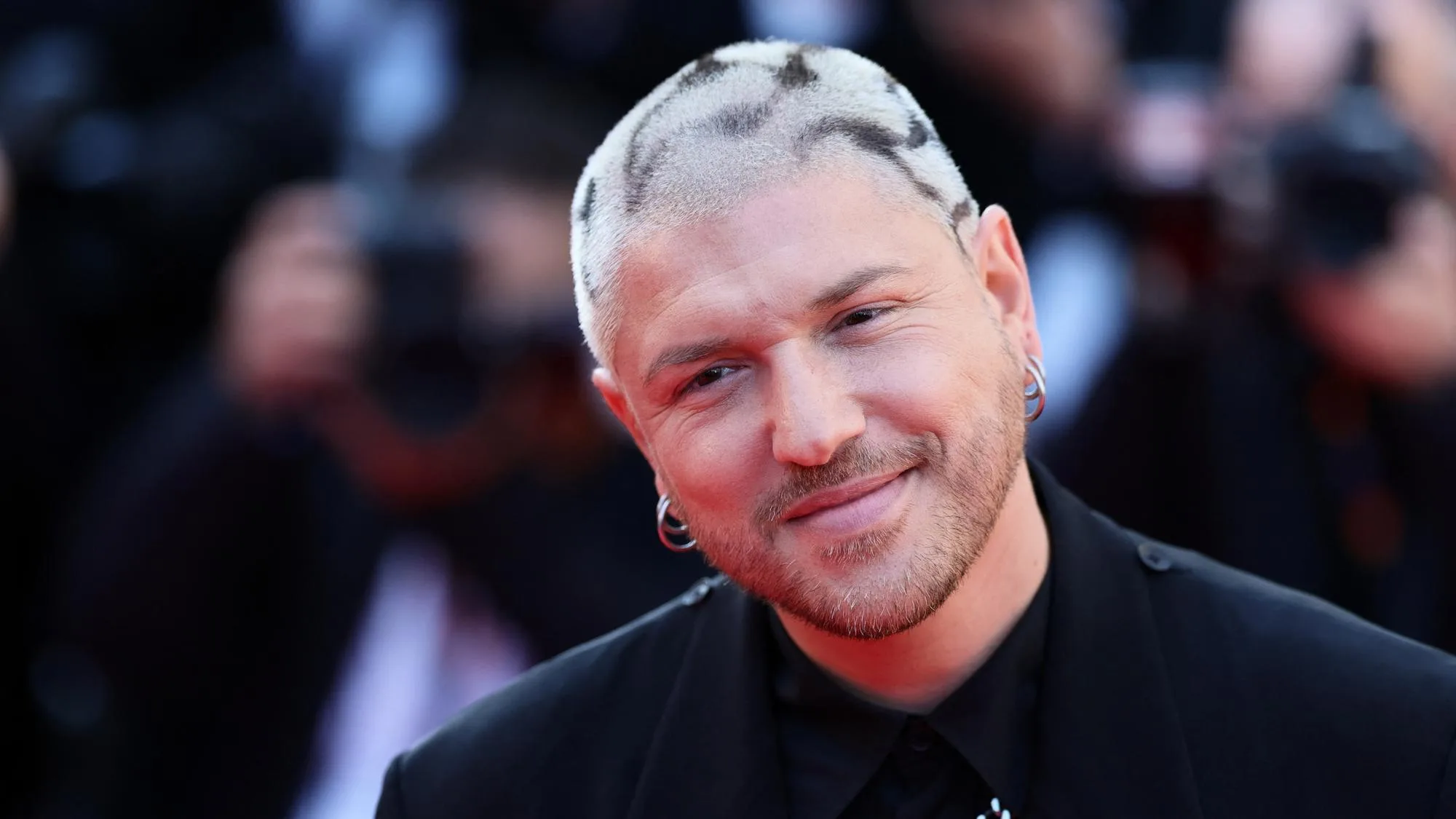 MOSIMANN DIRECTEUR DE LA STAR AC ? « DIRECTEUR DE FRANCE INTER, OUAIS… », RÉPOND-IL