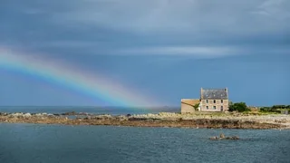 COMMENT DIT-ON « PLUIE » EN BRETON ? VOICI UN PETIT LEXIQUE POUR PARLER DE LA MÉTÉO