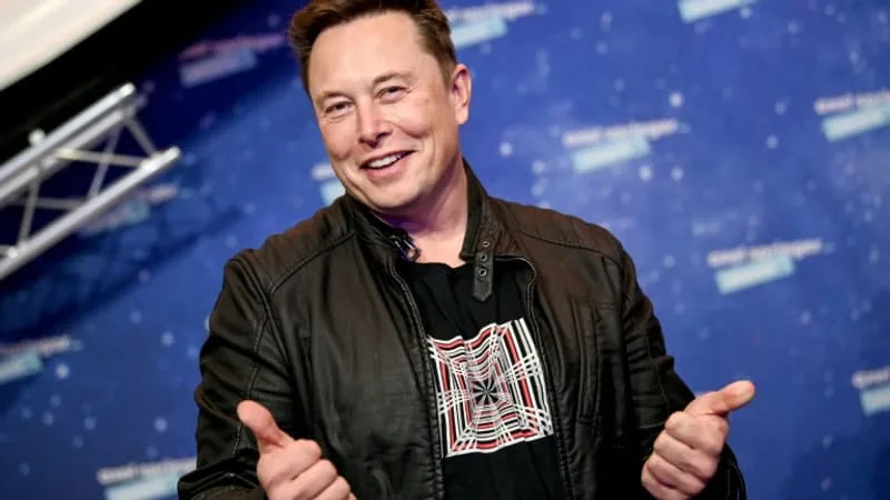 ILS ESPÈRENT QU’ELON MUSK LES RENDRA RICHES: À L’APPROCHE DE L’INTRODUCTION EN BOURSE DE SPACEX, LES INVESTISSEURS SE RUENT SUR LES ETF DÉDIÉS À L’ESPACE